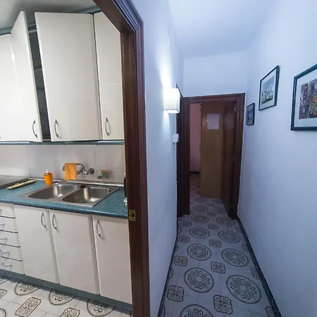 Comodo Y Luminoso En Cornella -barcelona- Appartement *